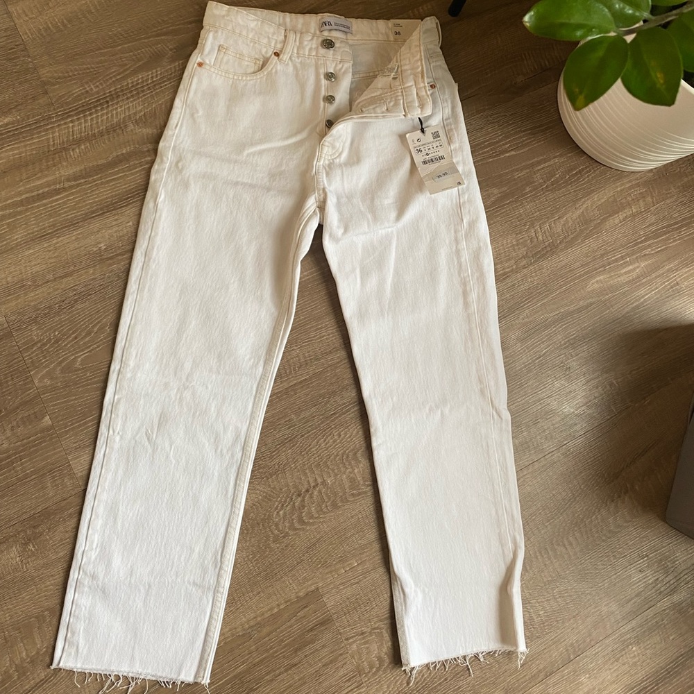 White High Waisted Straight Jeans
